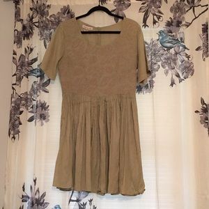 Bohemian Vintage 90’s Sage Green Dress by Karavan